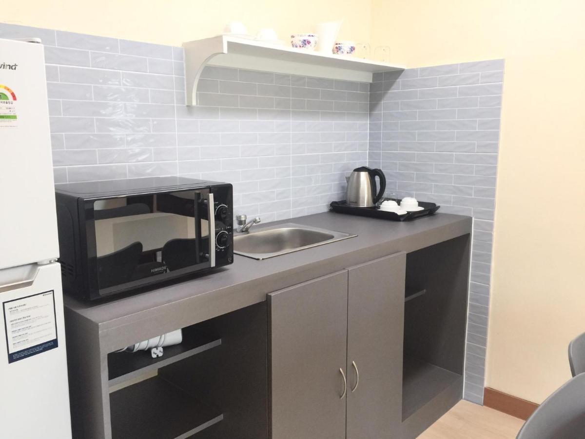 On Hotel Friendship Angeles Ngoại thất bức ảnh