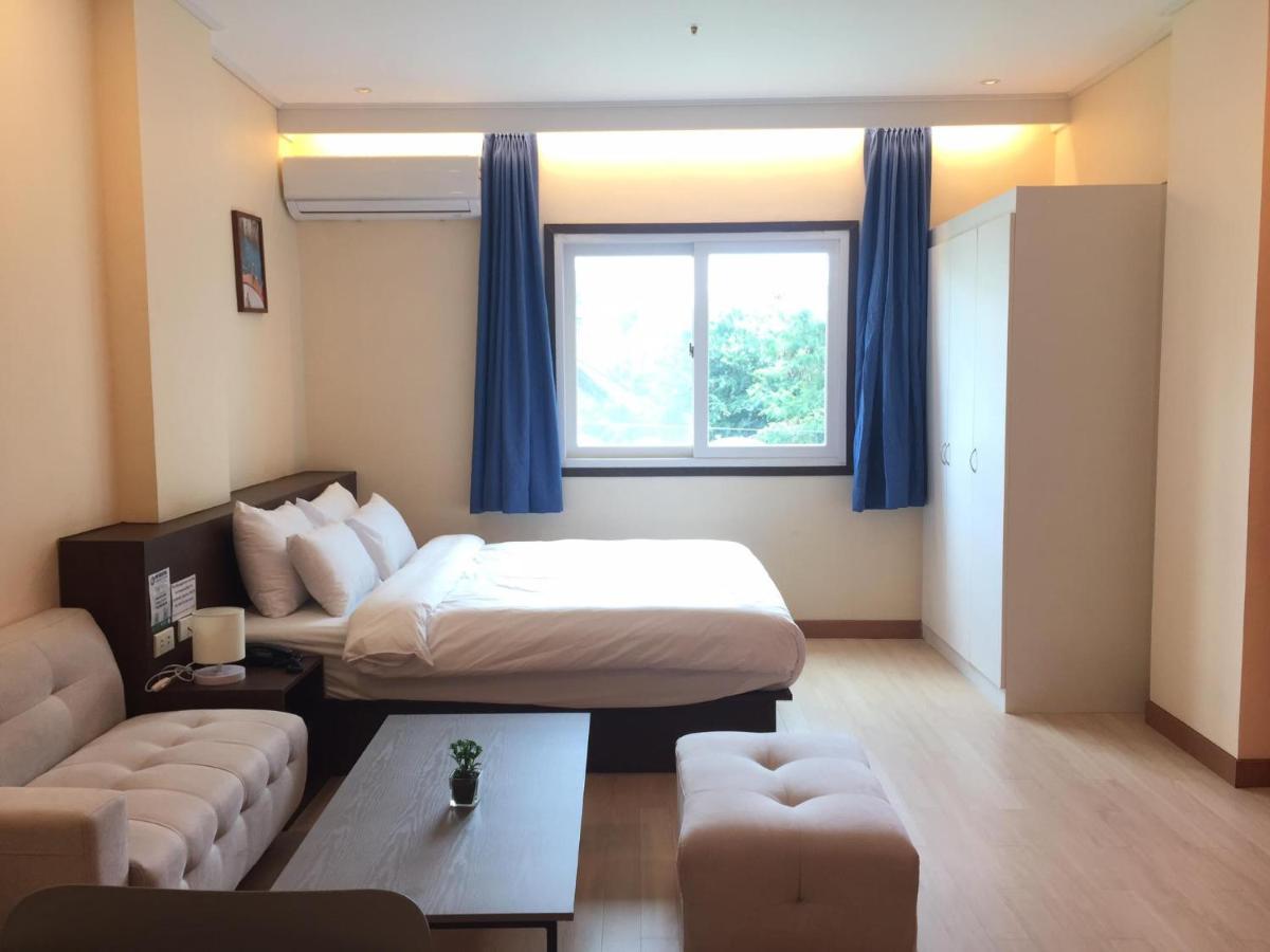 On Hotel Friendship Angeles Ngoại thất bức ảnh