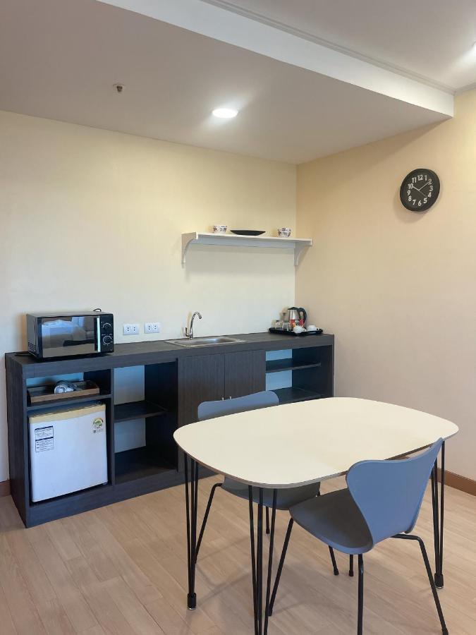 On Hotel Friendship Angeles Ngoại thất bức ảnh